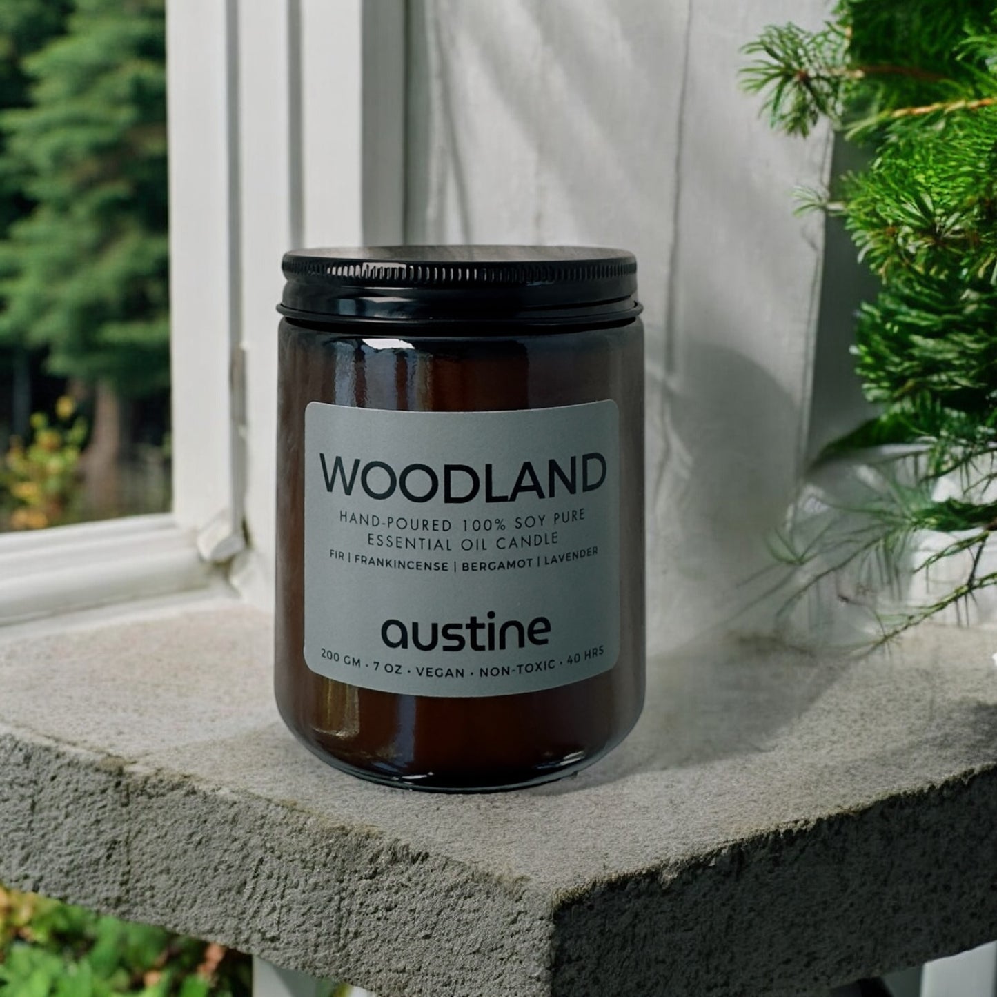 Woodland Candle - All-Natural Soy Pure Essential Oil Candle with Wood Wick